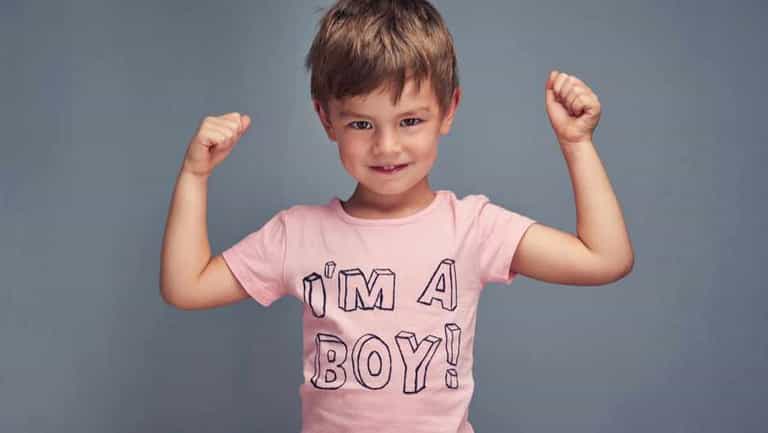 I let my son wear his sister’s pink hand-me-downs — would you? I let my son wear his sister’s pink hand-me-downs — would you?
