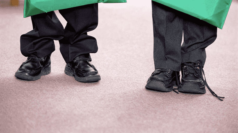 Mum left fuming after learning her son’s €75 school shoes are no longer allowed