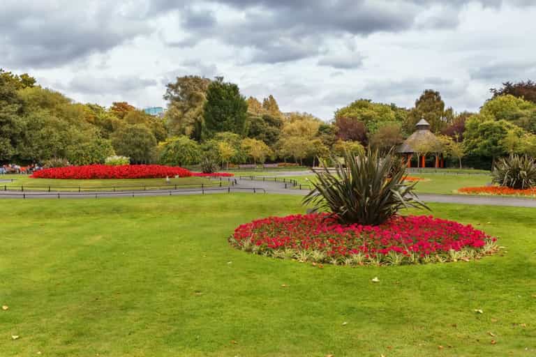 Woman rushed to hospital after attack in St. Stephen’s Green