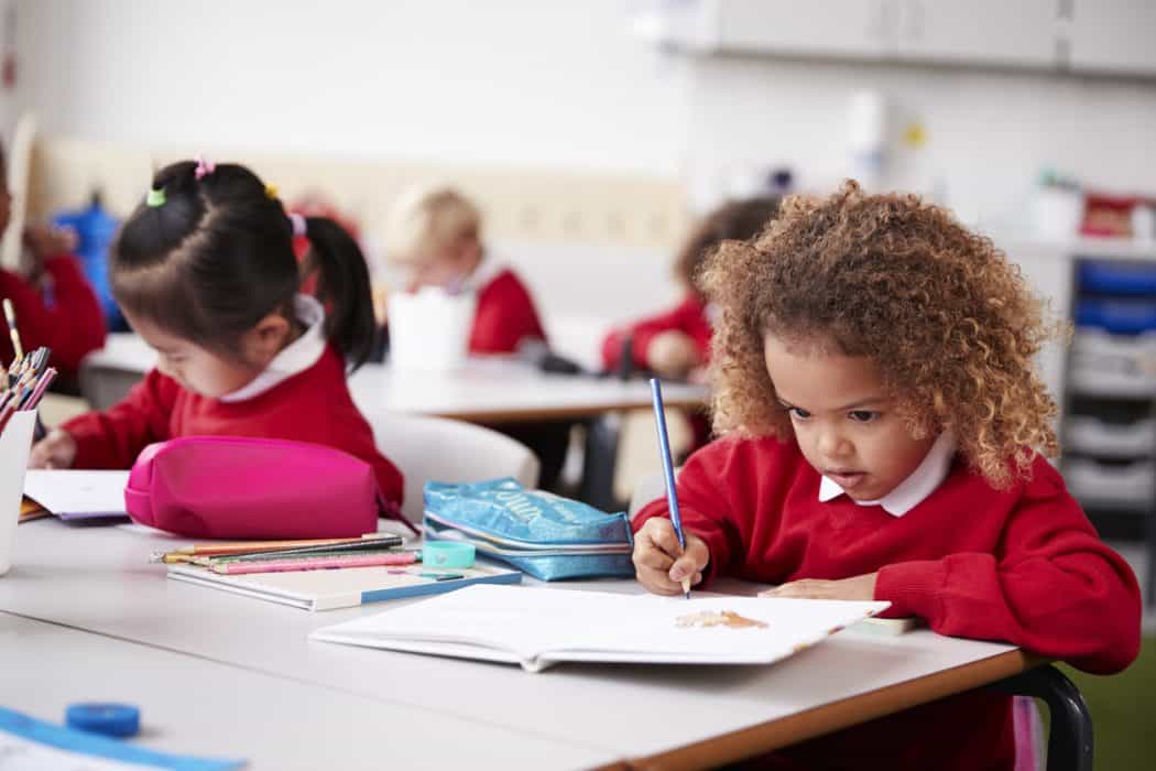 School called out for stopping parents from buying generic uniforms