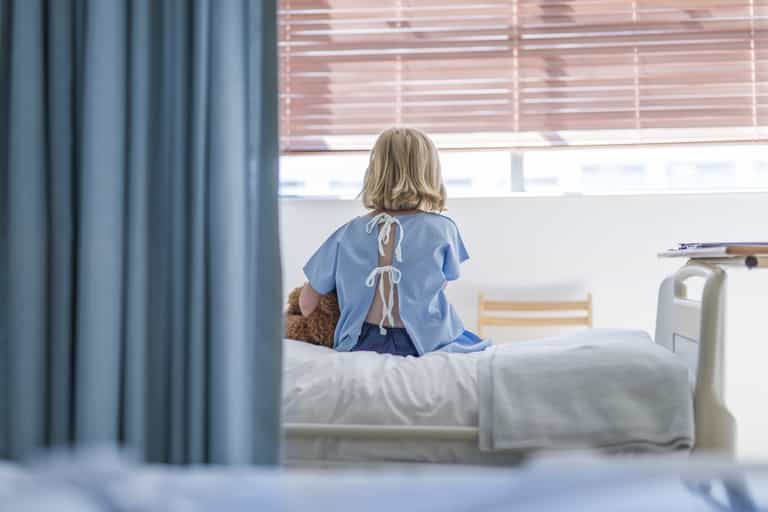 Parents warned of hepatitis outbreak in children under 10 in UK Parents warned of hepatitis outbreak in children under 10 in UK