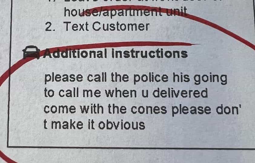 Woman saved from hostage situation after leaving note on food delivery order