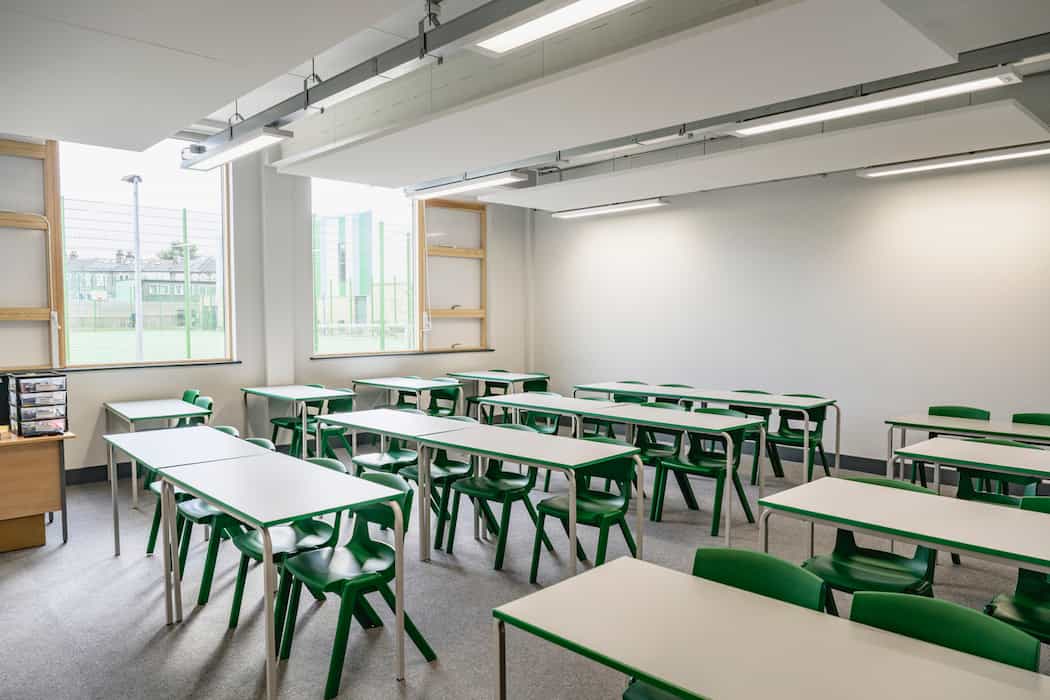 Irish teacher slated over the “inappropriate” clothes he wore to work