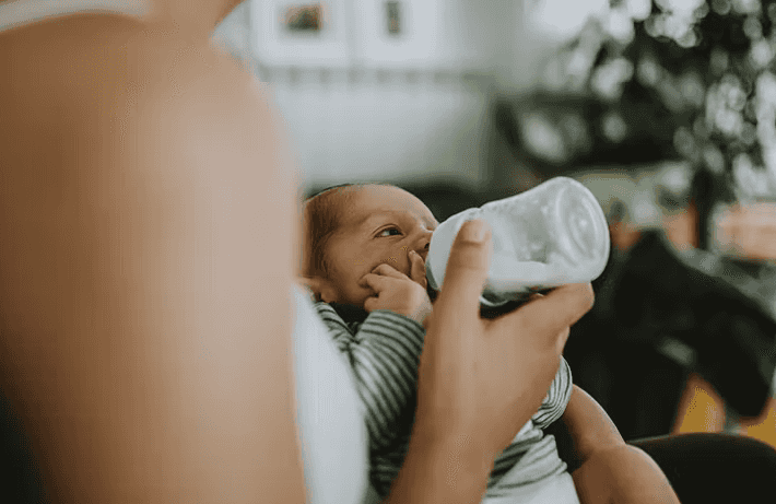 Supermarkets add security tags to baby formula as cost of living crisis deepens