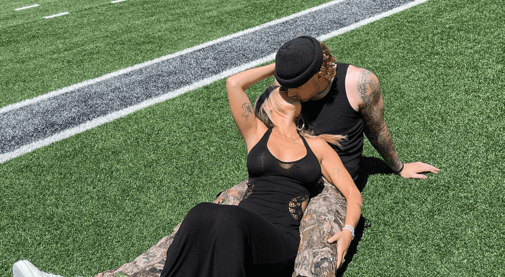 Girlfriend of late footballer shares pregnancy news one month after his death