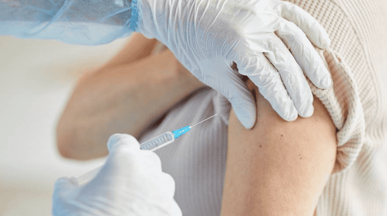 HSE urges parents to protect their children by registering for school vaccinations HSE urges parents to protect their children by registering for school vaccinations