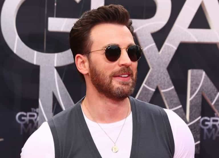 Chris Evans crowned the ‘Sexiest Man Alive’ for 2022 Chris Evans crowned the ‘Sexiest Man Alive’ for 2022
