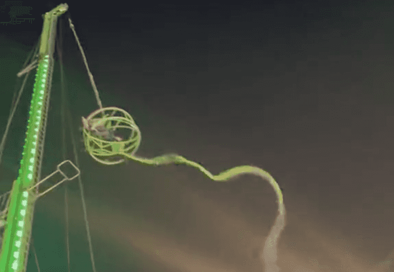 Terrifying moment Winter Wonderland slingshot ride snaps with people trapped inside