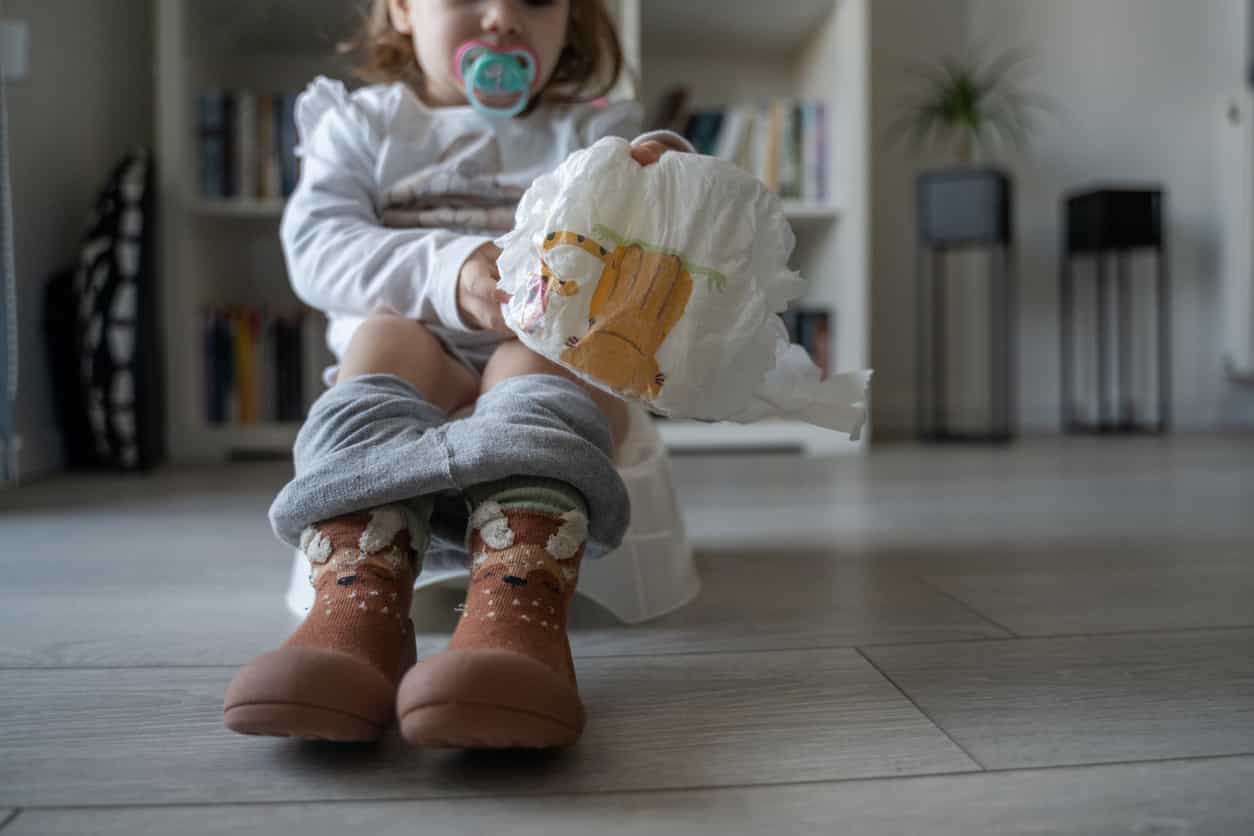 How to potty train your toddler in three days, according to the experts