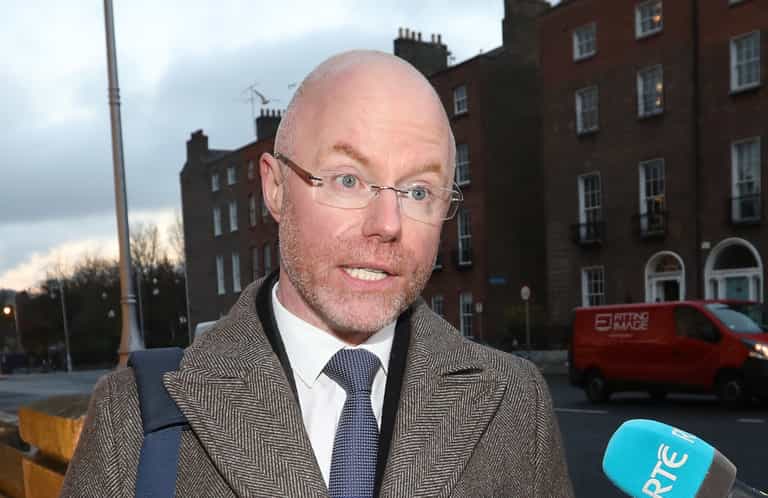 Minister for Health slammed for failing to return amid Temple Street scandal