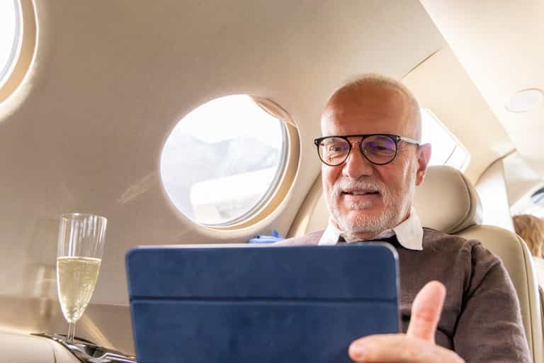 Wife hits out at ‘selfish’ husband who only upgrades himself on flights