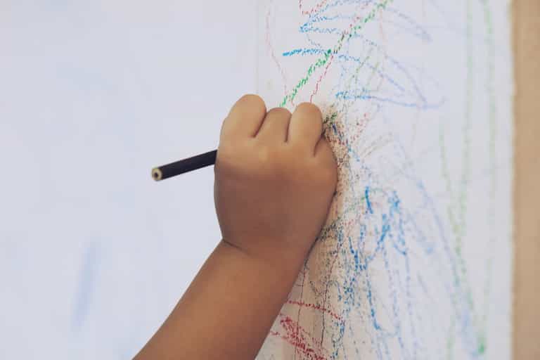 How to remove crayon from a painted wall: An essential guide How to remove crayon from a painted wall: An essential guide