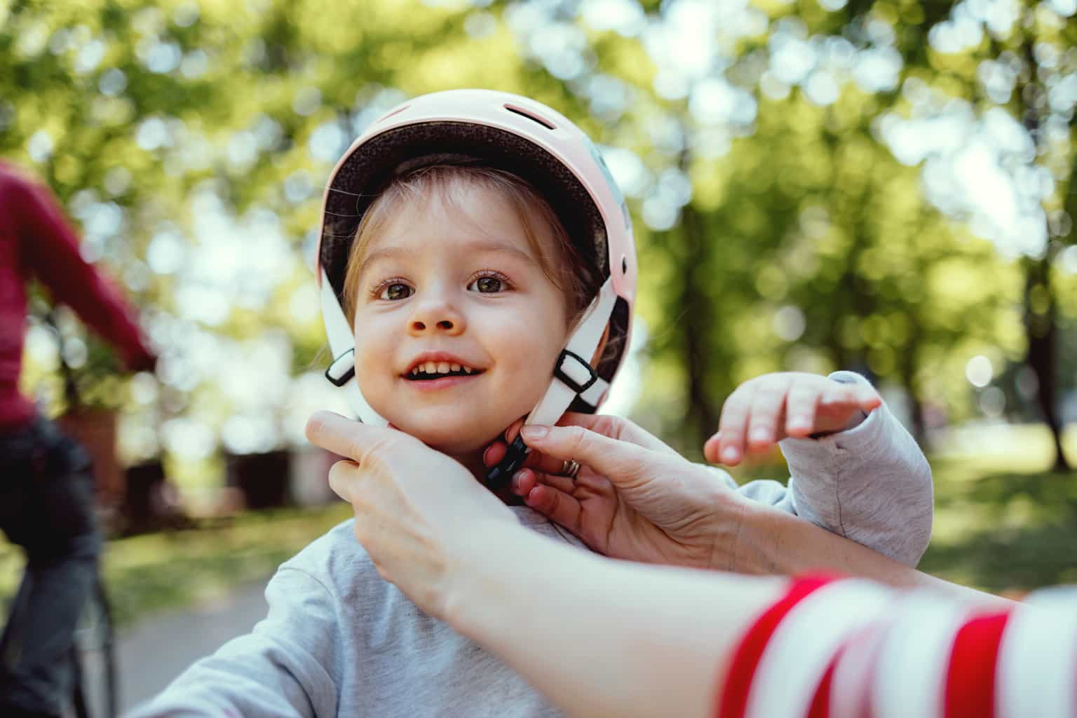 Mum issues helmet warning ahead of Christmas after child left with serious injury due to ‘simple fall’