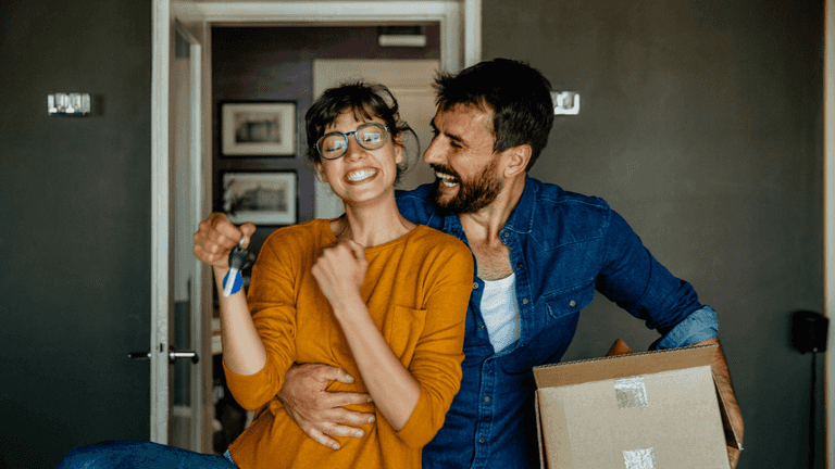‘Am I wrong for lying to my family about losing a house deal?’