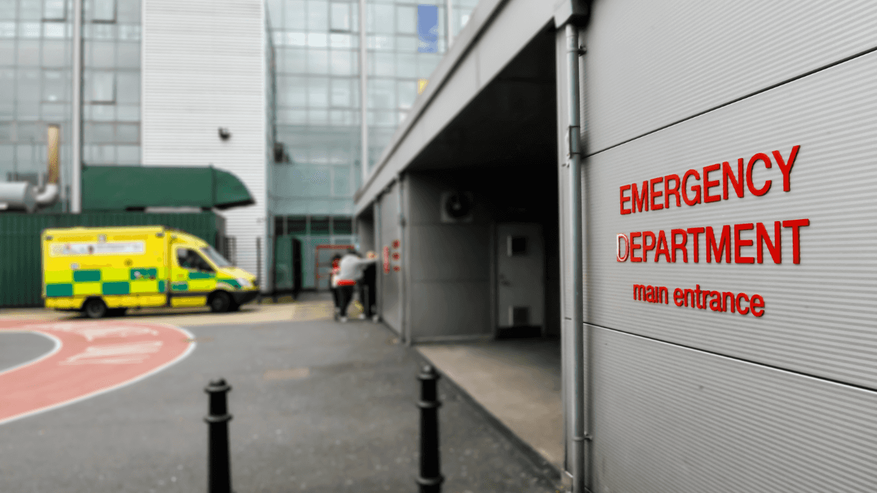 Pupils have lucky escape after school bus crashes into ditch in Limerick