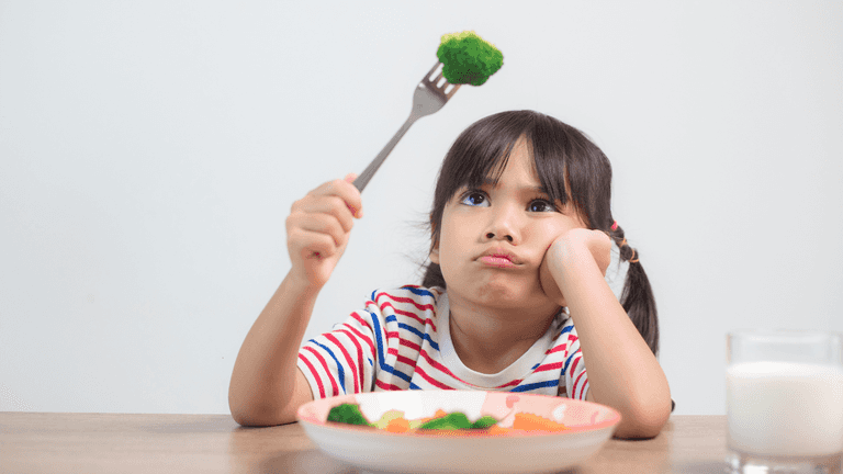 This viral hack may get your children to finally eat their dinner This viral hack may get your children to finally eat their dinner