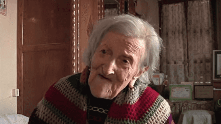 ‘World’s oldest person’ ate the same thing every day until she died ‘World’s oldest person’ ate the same thing every day until she died