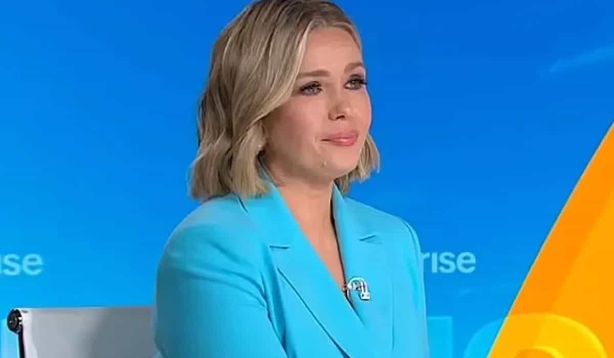 TV presenter breaks down as she announces cancer diagnosis live on air