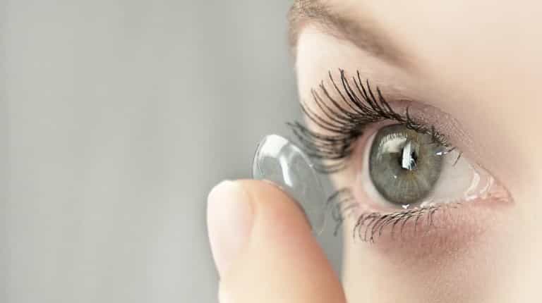 Woman had 23 contact lenses taken out from her eye after she ‘forgot’ to remove them Woman had 23 contact lenses taken out from her eye after she ‘forgot’ to remove them