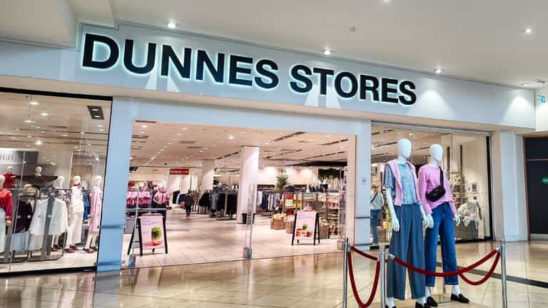 Dunnes Stores launches gorgeous set perfect to wear on your little one’s confirmation