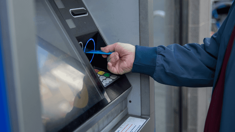 Warning issued to Irish people who have €5,000 in their bank account