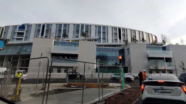Health Minister unable to give completion date for Children’s Hospital