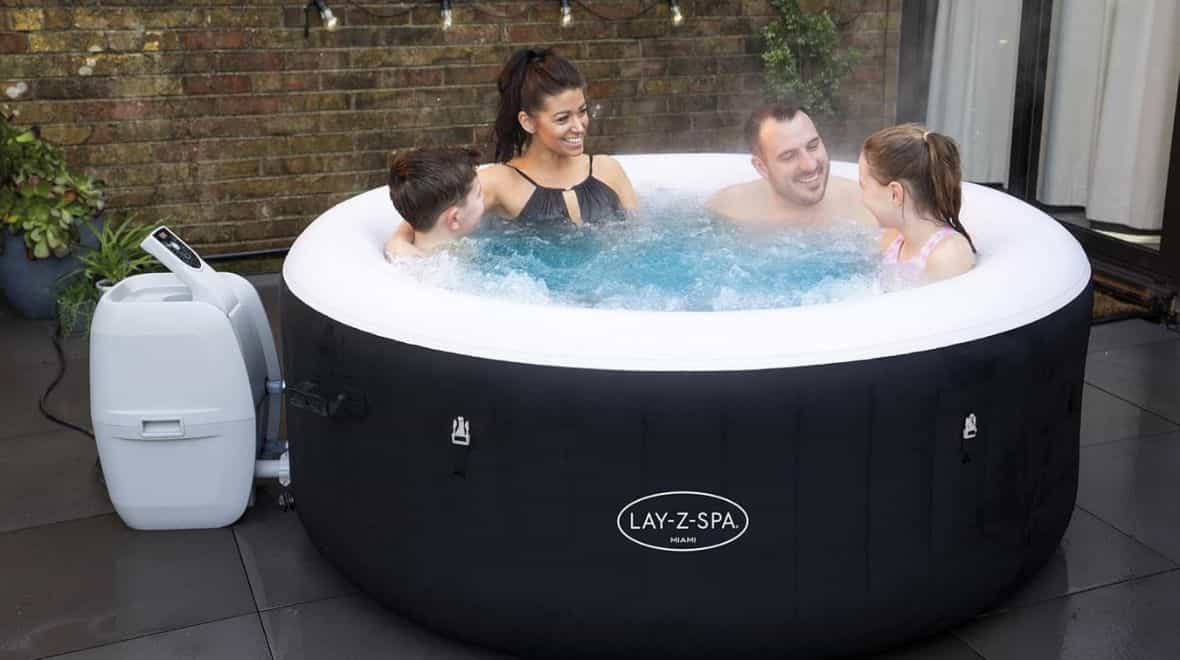 ‘Perfect’ hot tub gets big reduction on Amazon in rare discount