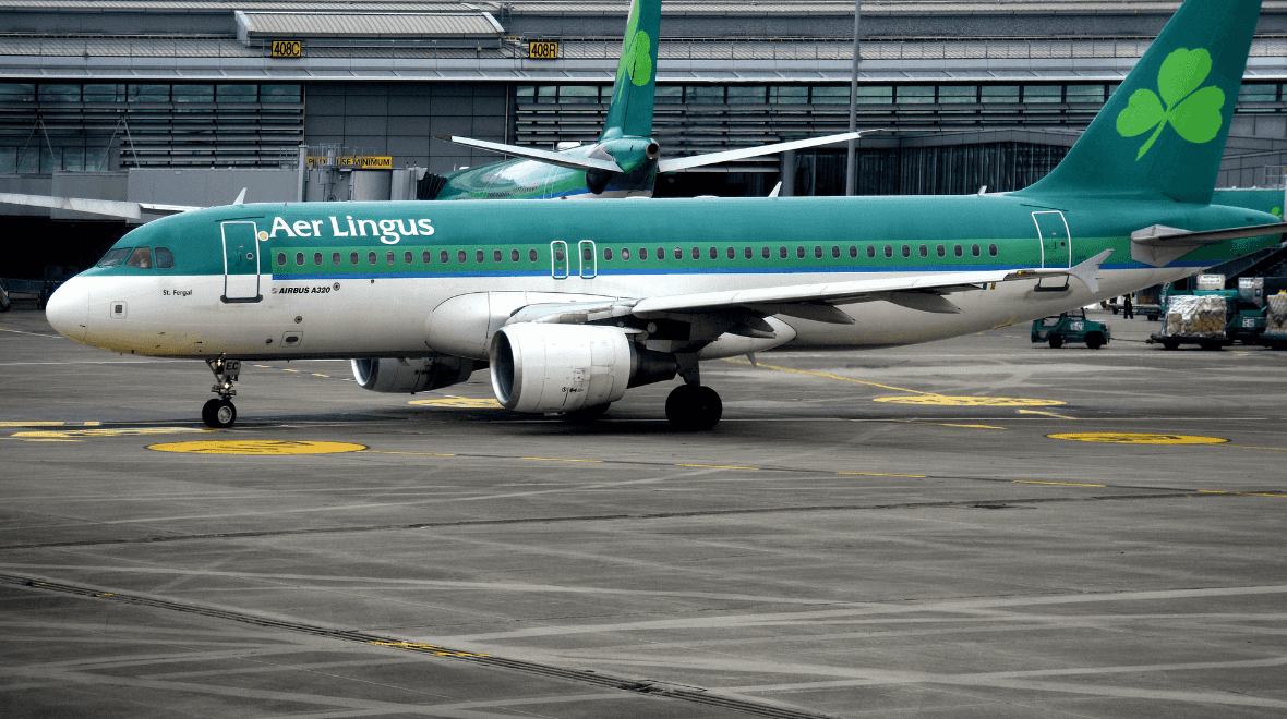 Travel chaos as Aer Lingus cancels over 500 flights