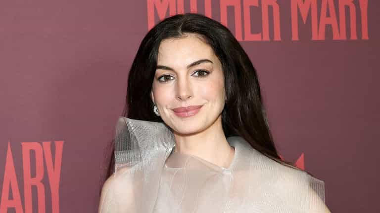 Anne Hathaway reveals secret health battle which left her ‘legally blind’