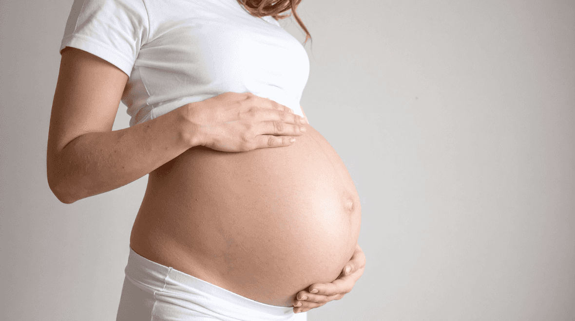 The bump oil pregnant women swear by – “I still use it now”