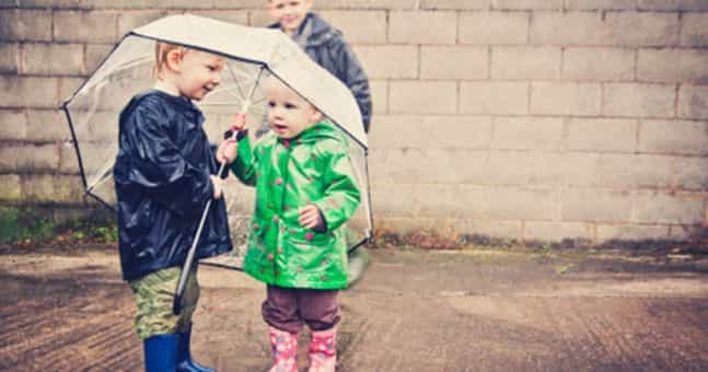 Mother posts powerful message about her child not sharing with other kids Mother posts powerful message about her child not sharing with other kids