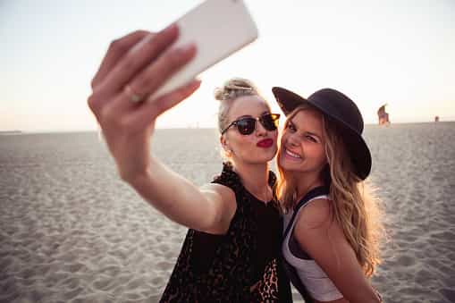 Time to make plans – study says getting together with friends can prevent dementia