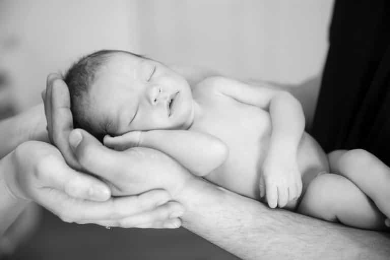 New Baby 101: How to Ace The First Visit (Hint: Bring Cake!)