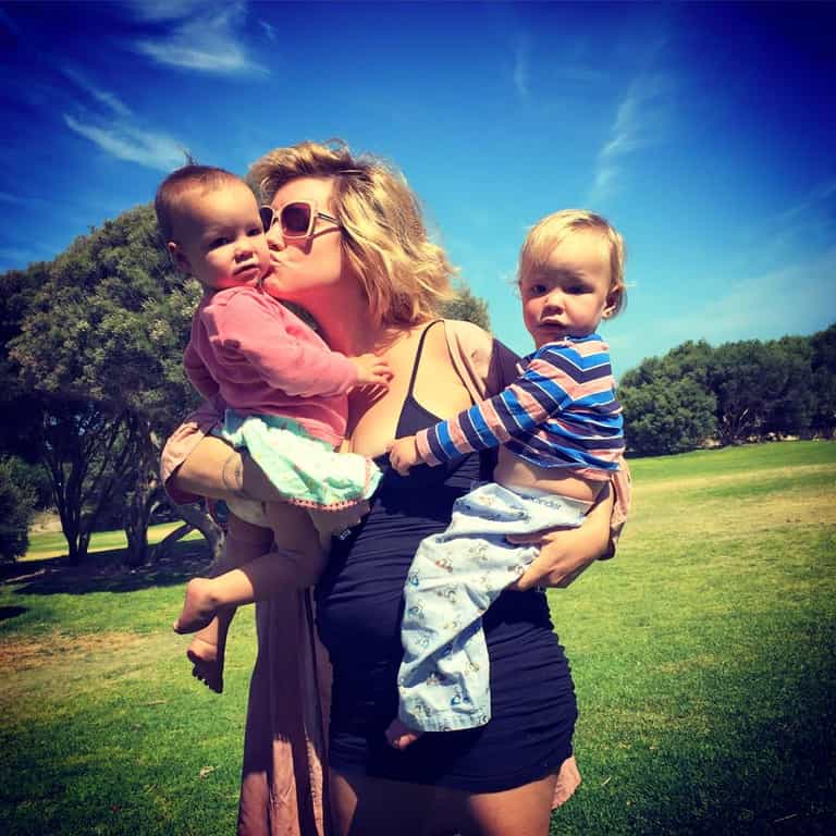 A Mother’s Images of Her “Flawed Body” is Inspiring Thousands