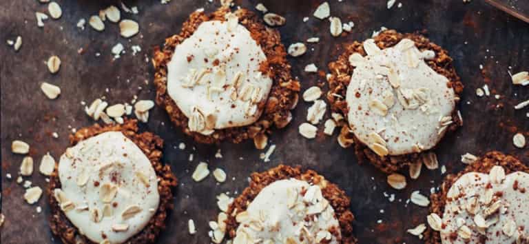 Some Really Good Raw Vegan Oatmeal Cookies Some Really Good Raw Vegan Oatmeal Cookies