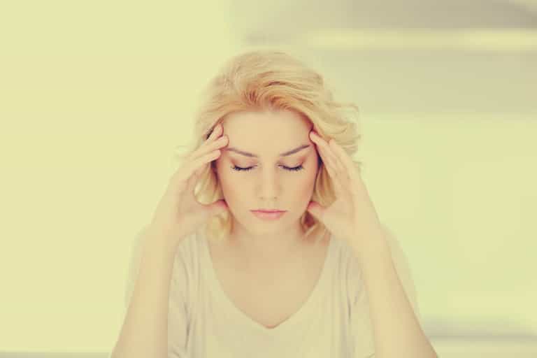 Study Suggests Green Light as Treatment For Migraines Study Suggests Green Light as Treatment For Migraines