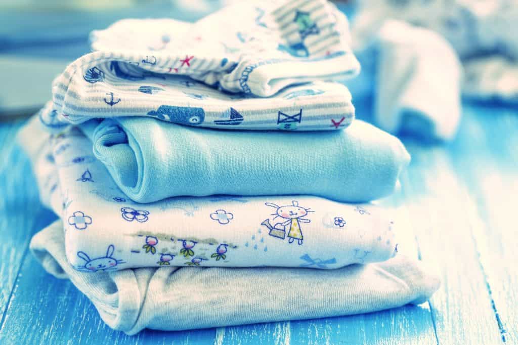 This machine will fold your laundry for you and I’m gonna need five of them