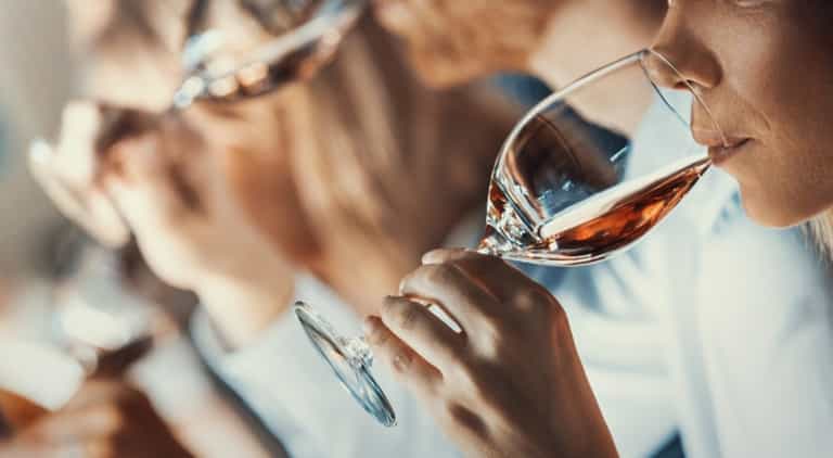 The ban of alcohol sales on Good Friday is to be abolished