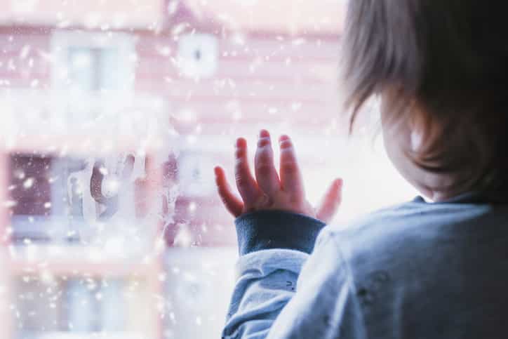 People urged to help lone parents with childcare this morning