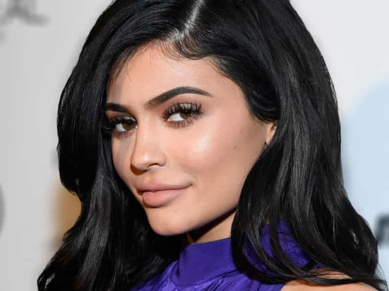 People reckon Kylie’s 4-month-old baby is too big to be only 4-months-old People reckon Kylie’s 4-month-old baby is too big to be only 4-months-old
