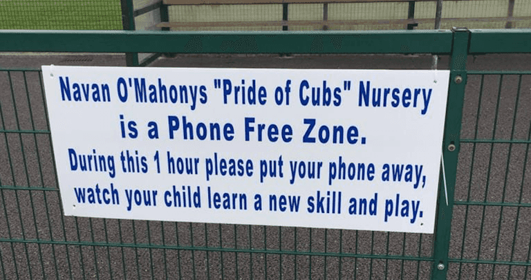 Navan GAA club bans parents from using phones on the sidelines Navan GAA club bans parents from using phones on the sidelines