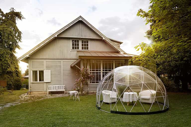 You can now buy a glass garden igloo for when you just need a damn minute to yourself You can now buy a glass garden igloo for when you just need a damn minute to yourself