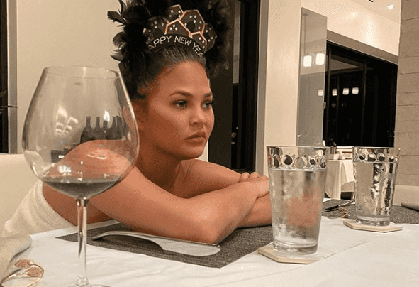 Chrissy Teigen lost the run of herself announcing Zayn and Gigi’s baby news Chrissy Teigen lost the run of herself announcing Zayn and Gigi’s baby news