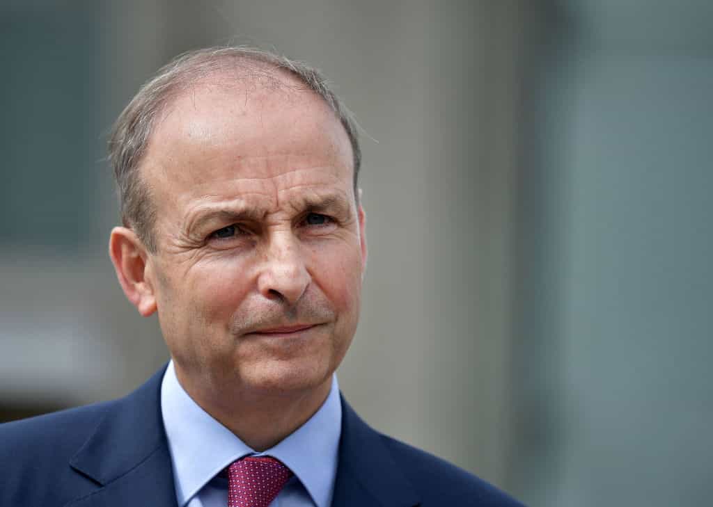 Government “on course” to extend main lockdown measures
