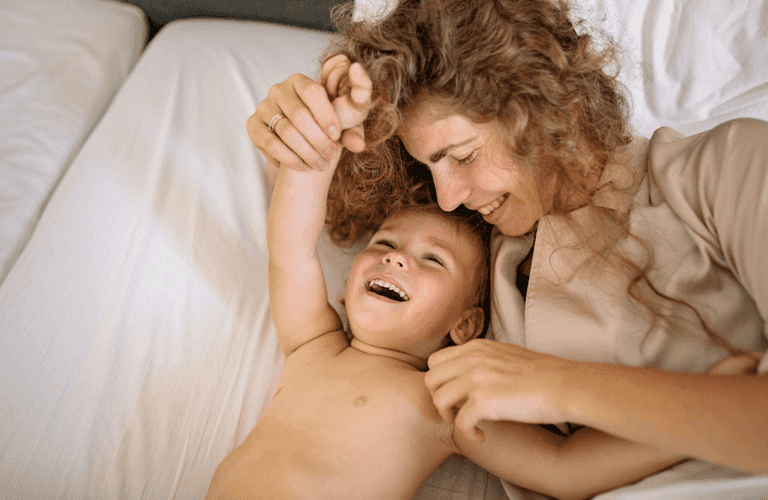 Paediatrician says children should ‘share a bed with mum’ until the age of three Paediatrician says children should ‘share a bed with mum’ until the age of three