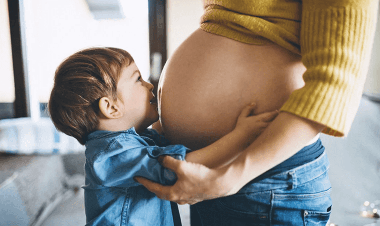 This little boy has the most amazing reaction to his mum’s pregnancy announcement This little boy has the most amazing reaction to his mum’s pregnancy announcement