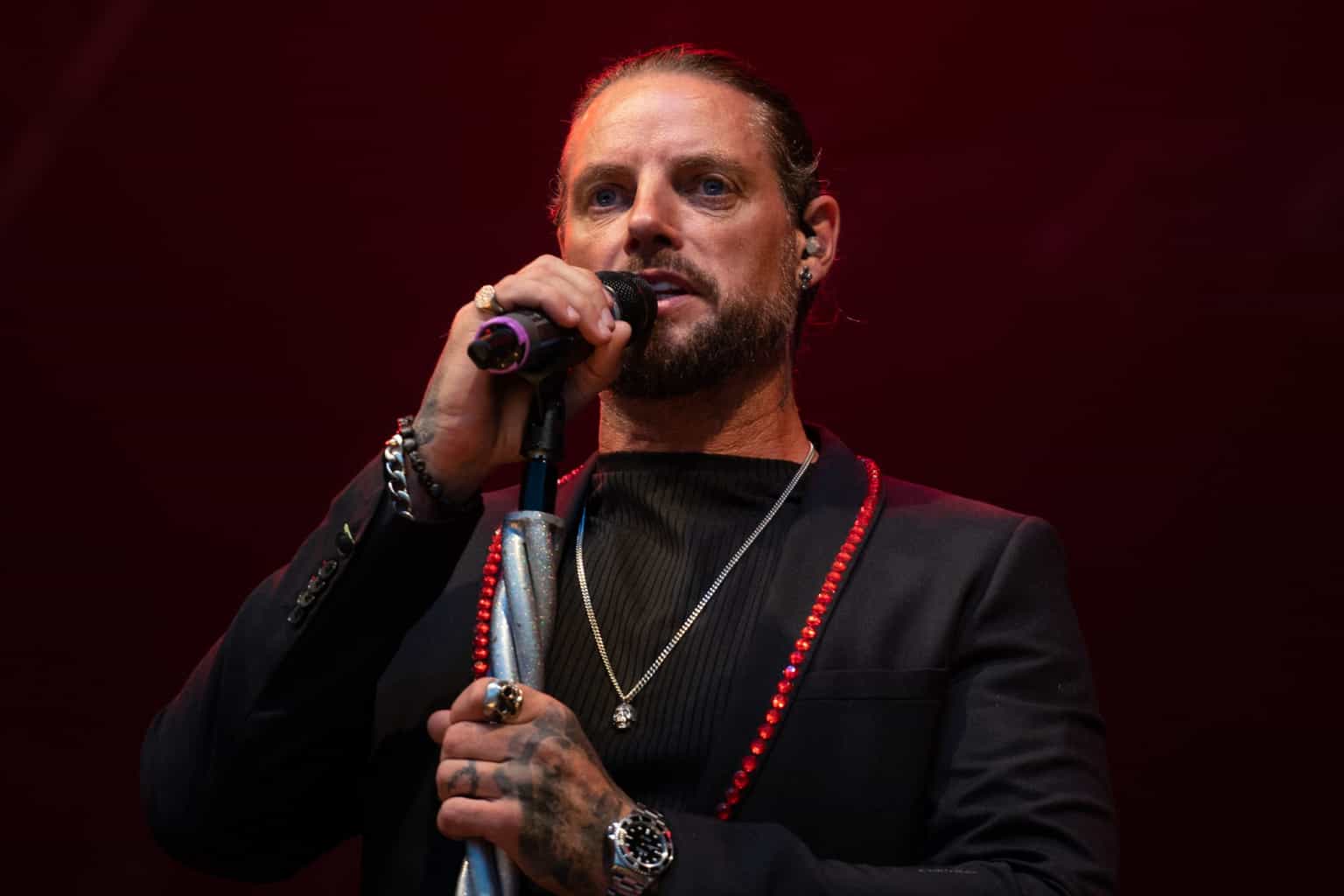 “Heartbroken” Keith Duffy pays tribute to “warrior” dad following his death