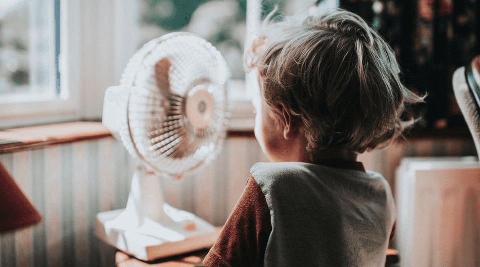 Parents urged to keep children out of sun as blistering UK heatwave continues