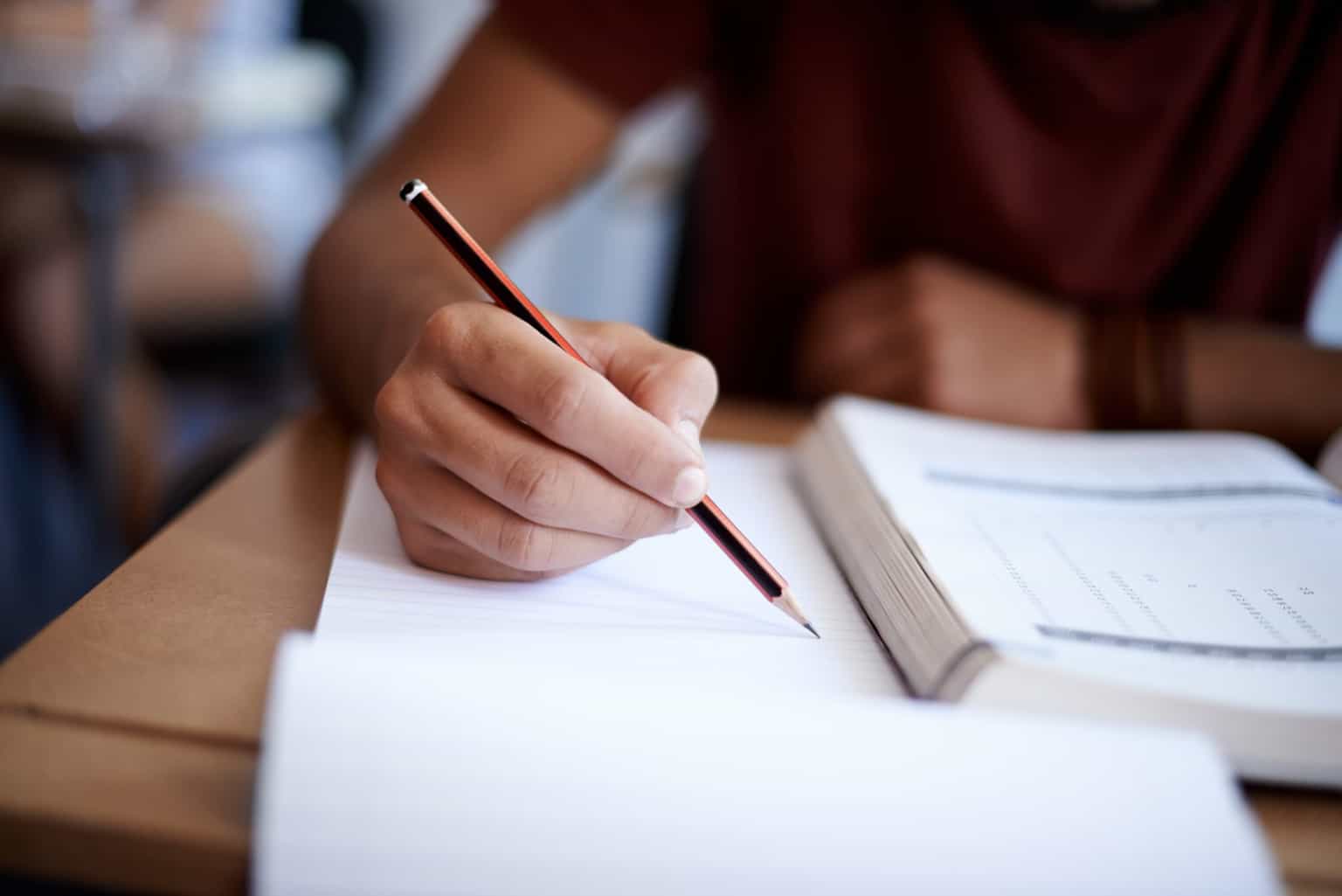 All you need to know about study hygiene and how to help your leaving cert kids with it