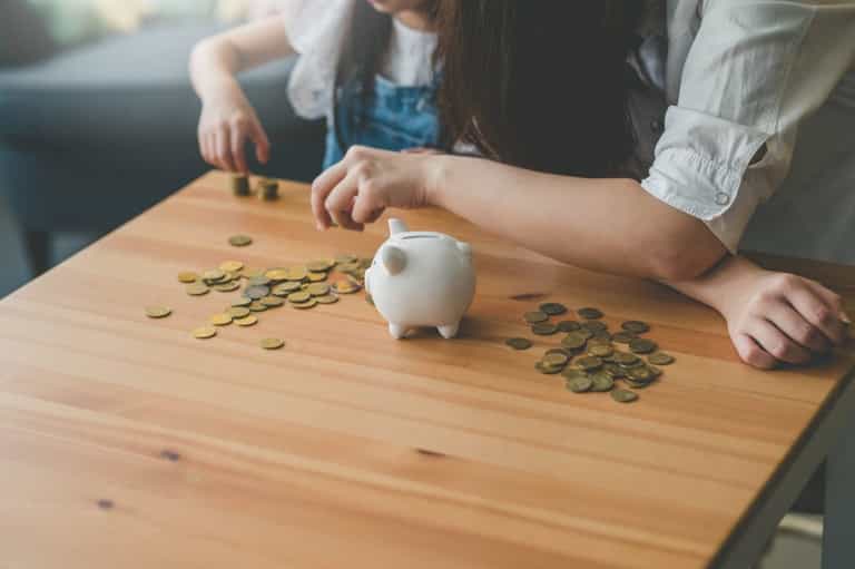 Woman shares pocket money-saving system all kids should be taught from a young age